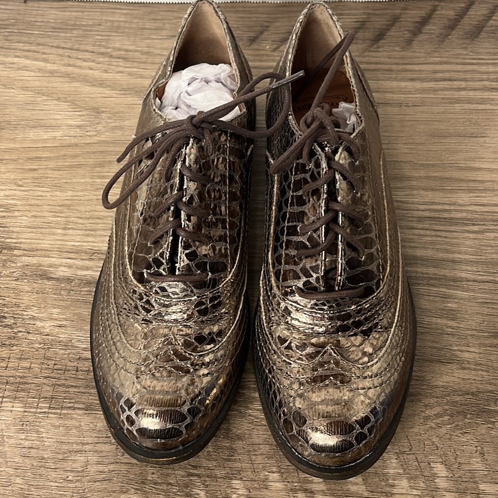 Lucky Brand Bronze Metallic Faux Crocodile Oxfords Size 7M GUC - Picture 3 of 8